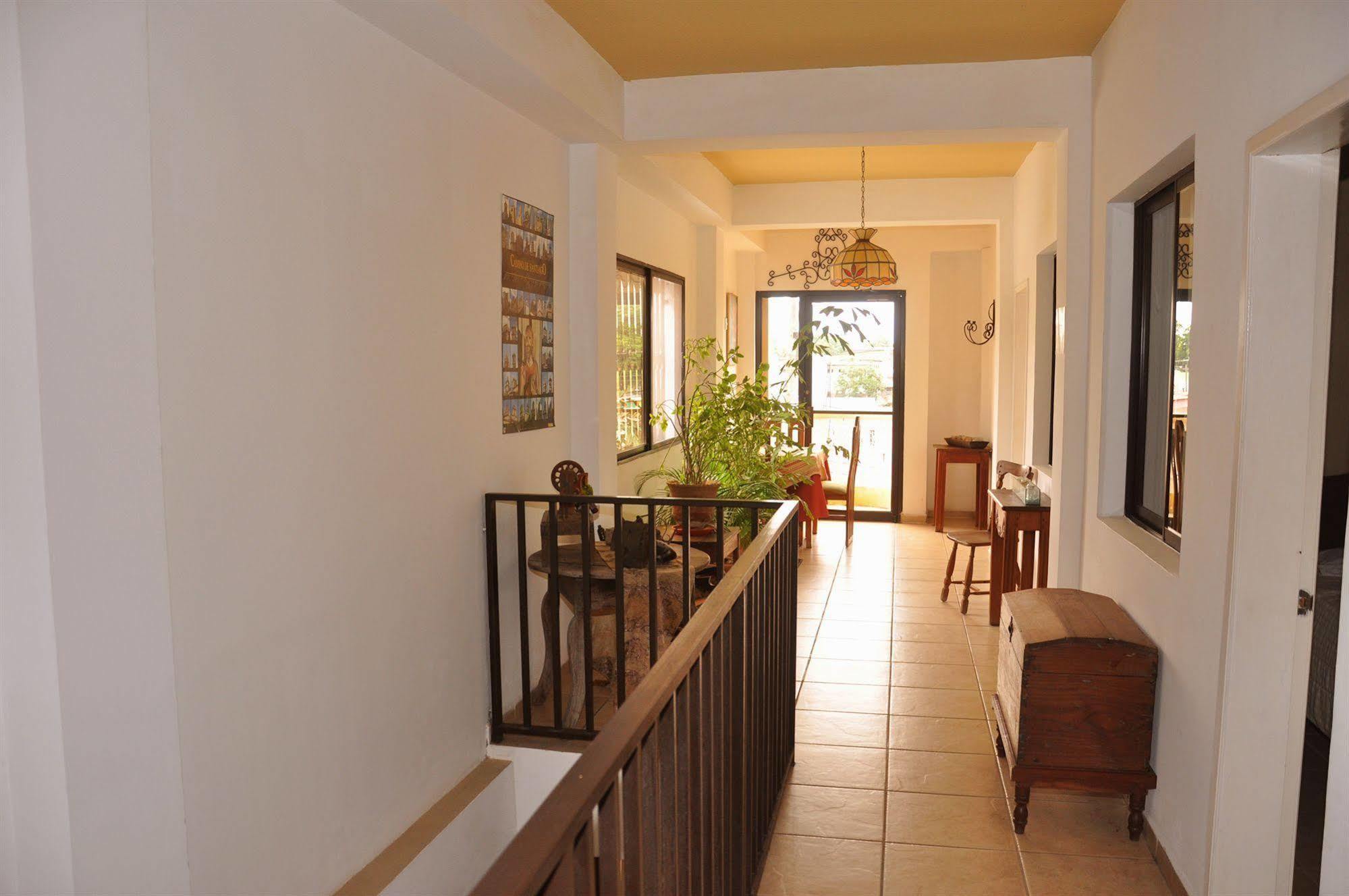Hotel Casa De Espana La Ceiba Buitenkant foto